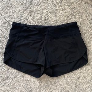 Like New! Lululemon Shorts (Size 4)